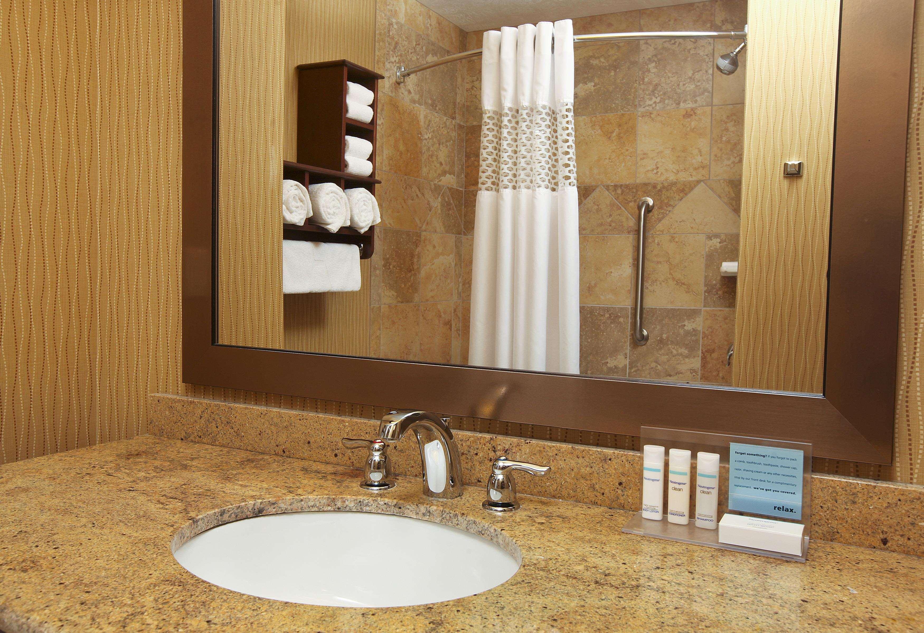 Hampton Inn & Suites Fargo Medical Center Dış mekan fotoğraf