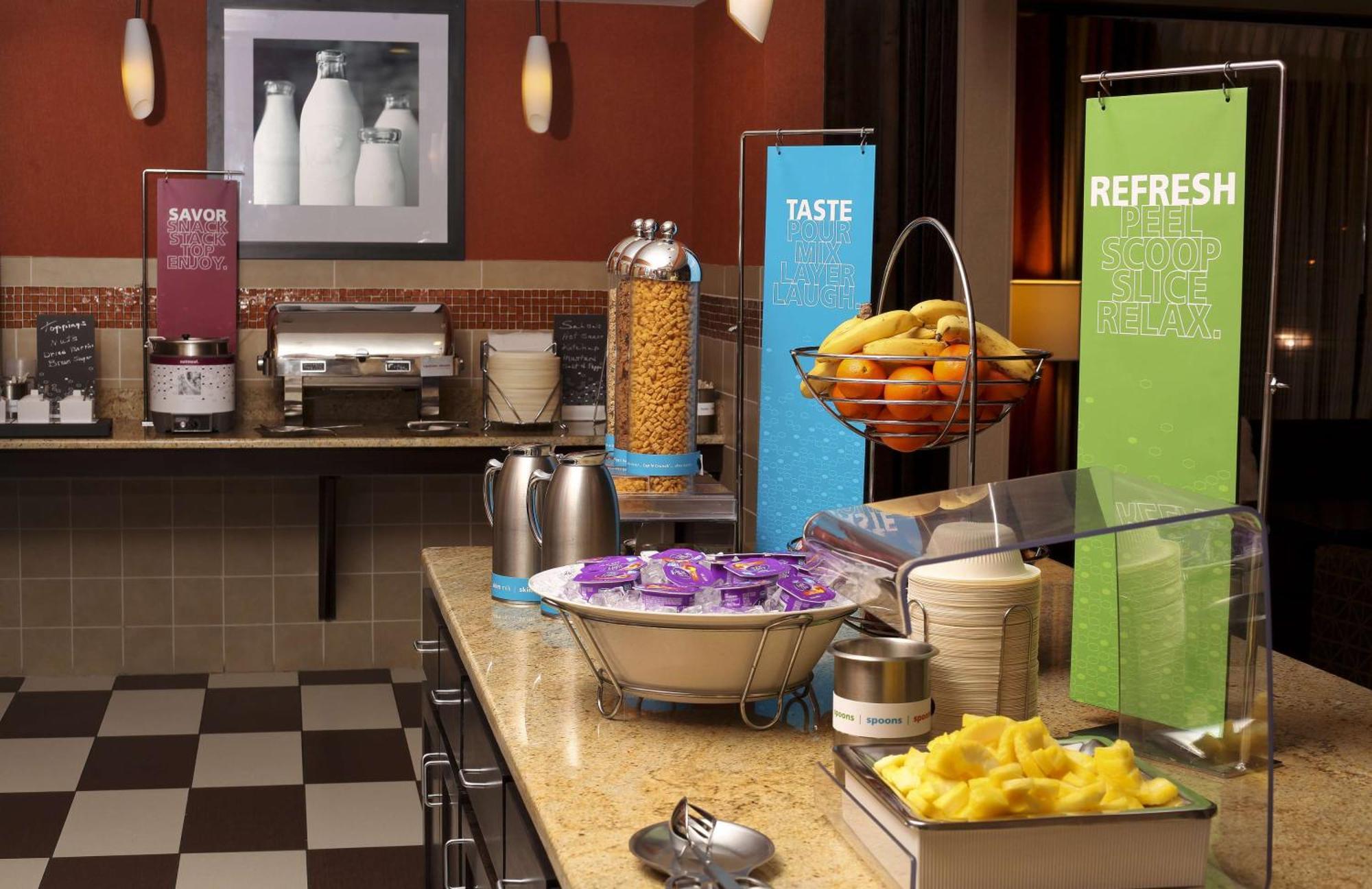 Hampton Inn & Suites Fargo Medical Center Dış mekan fotoğraf